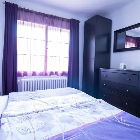 オールド タウン スクエア 27 アパート