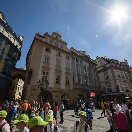 アパート オールド タウン スクエア 27 プラハ