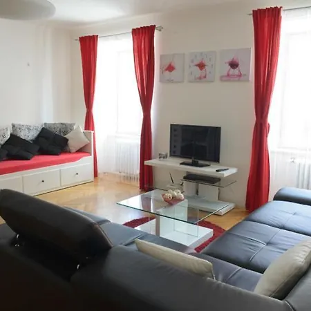 Old Town Square 27 Praga
