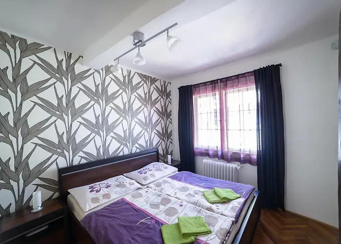 Apartman Old Town Square 27 *