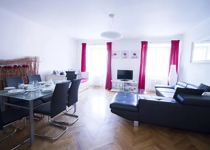 Apartman Old Town Square 27 *